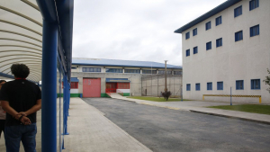 Trabajadores de A Lama reaniman a tres reclusos en un d&iacute;a y les salvan la vida