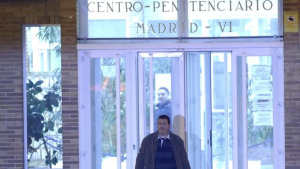 Altercado de un grupo de internos en la c&aacute;rcel de Aranjuez con quema de s&aacute;banas y banderas