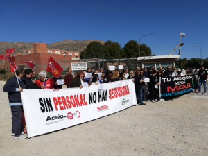 Protesta en Fontcalent contra la pr&oacute;xima apertura del m&oacute;dulo de madres