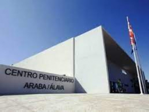 Denuncia ante Defensor Pueblo y Director Gral Ejecuci&oacute;n penal traslados internos Pais Vasco