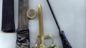 Cinco presos aislados tras dos peleas a pu&ntilde;aladas en Botafuegos